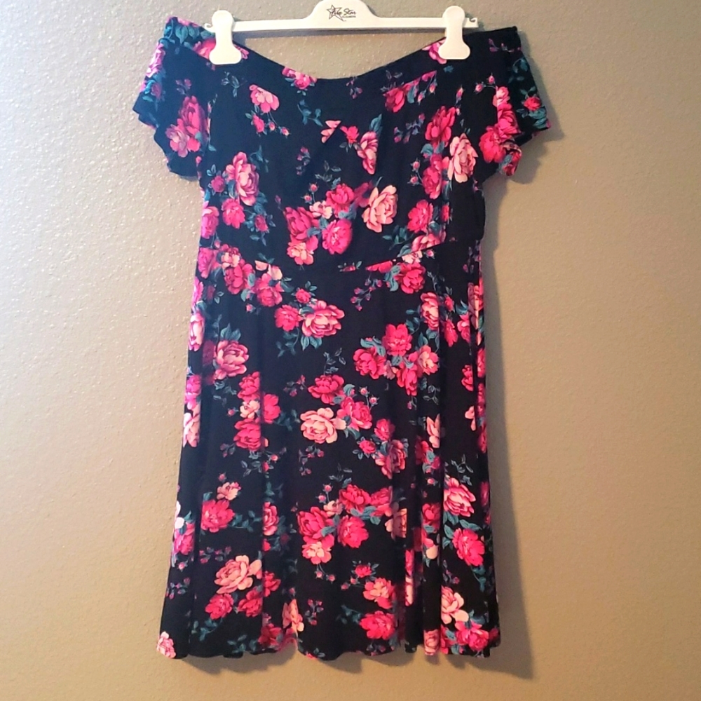 Torrid Mini Studio Luxe Ponte Skater Dress - Picture 4 of 11